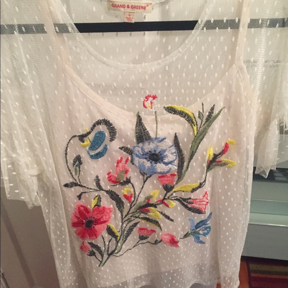 Embroidered flower top